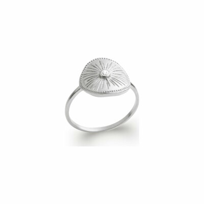 Bague en argent rhodié et oxydes de zirconium