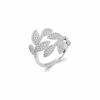 Bague en argent rhodié et oxydes de zirconium