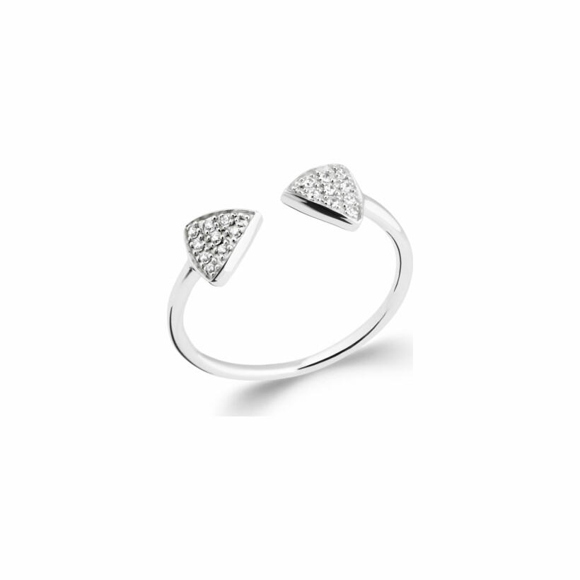 Bague en argent rhodié et oxydes de zirconium