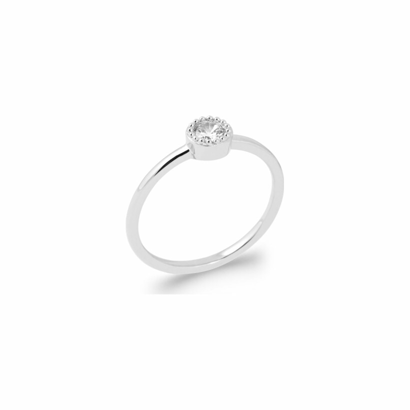 Bague en argent rhodié et oxydes de zirconium