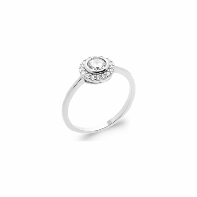 Bague en argent rhodié et oxydes de zirconium