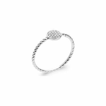 Bague en argent rhodié et oxydes de zirconium