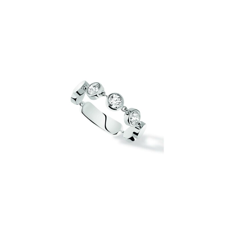 Messika D-Vibes MM in white gold and diamonds ring