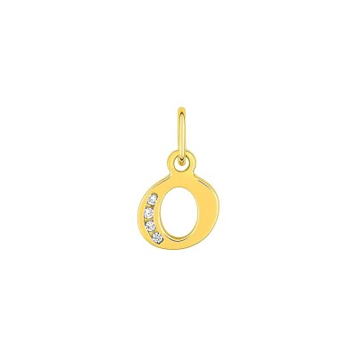 Pendentif initiale lettre O en plaqué or et oxyde de zirconium