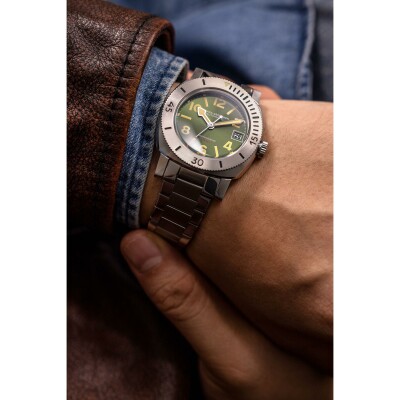 Montre Nivada Grenchen Depthmaster 14103A20