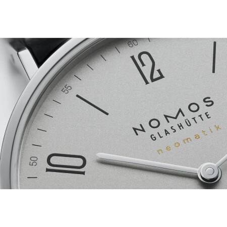 Montre Nomos Tangente Neomatik 39 Gris Platine