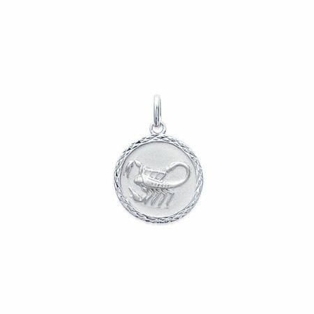 Médaille du zodiaque "Scorpion" en argent rhodié