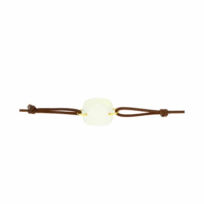 Bracelet sur cordon en or jaune et pierre de lune blanche