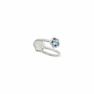 Bague Pasquale Bruni Figlia Dei Fiori en or blanc, topaze blue london, pierre de lune et diamants blancs