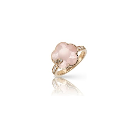 Bague Pasquale Bruni Petit Joli Lunaire en or rose, calcédoine rose, pierre de lune blanche et diamants blancs et champagne