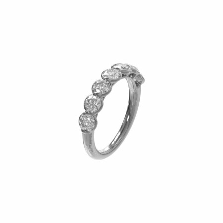 Demi alliance Glamour en or blanc et diamants de 0.4ct