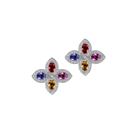 Boucles d'oreilles en or blanc, saphirs et diamants de 0.14ct