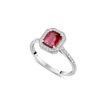 Bague en or blanc, rubis et diamants de 0.27ct