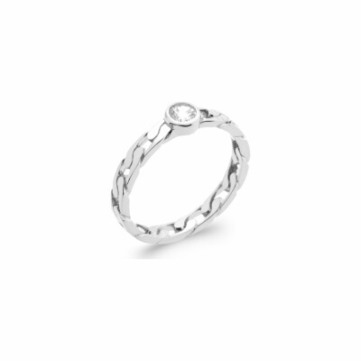 Bague en argent rhodié et oxydes de zirconium