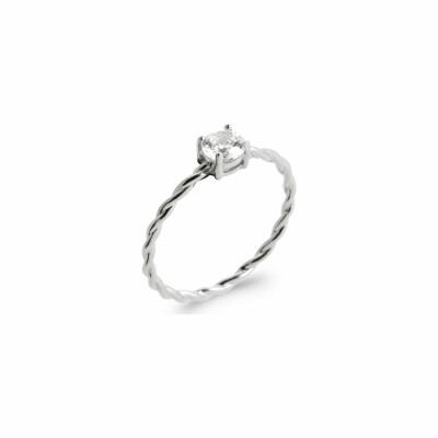 Bague en argent rhodié et oxydes de zirconium