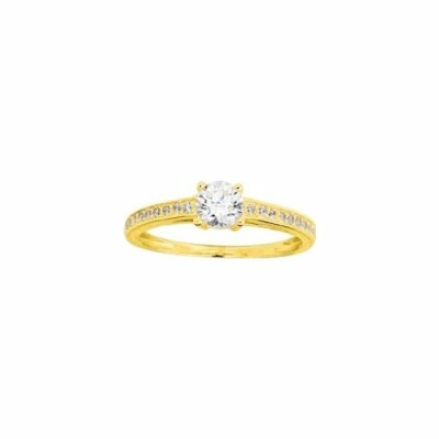 Bague en or jaune et oxydes de zirconium