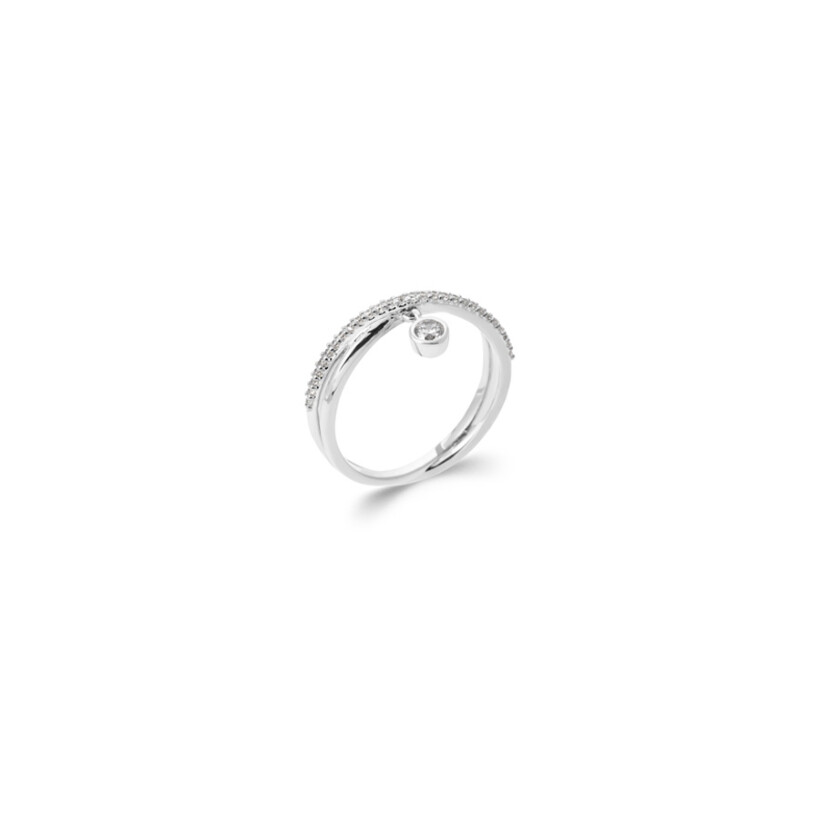 Bague en argent rhodié et oxyde de zirconium