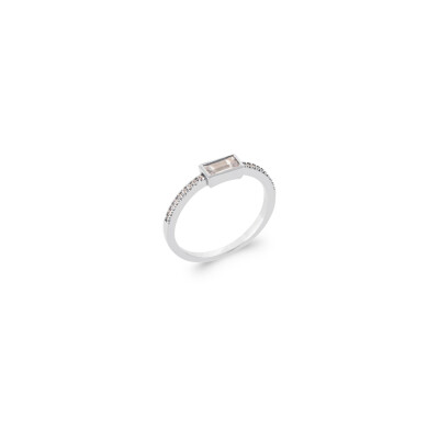 Bague en argent rhodié et oxyde de zirconium