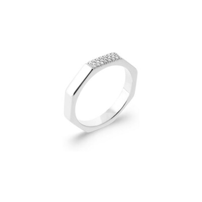 Bague en argent rhodié et oxyde de zirconium