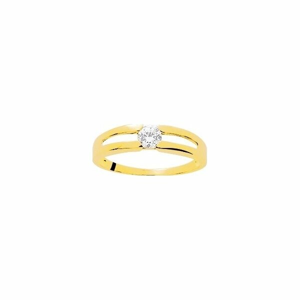 Bague en or jaune et oxydes de zirconium