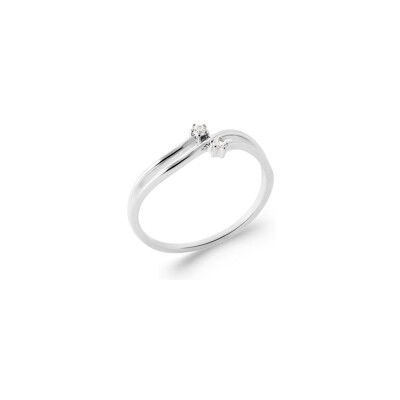 Bague en argent et oxydes de zirconium