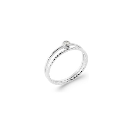 Bague en argent et oxydes de zirconium