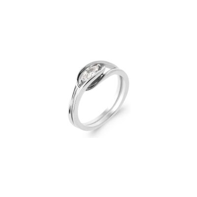 Bague en argent et oxydes de zirconium