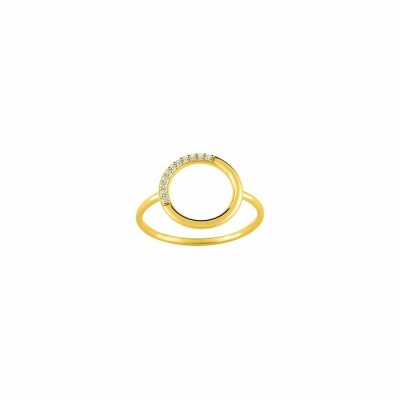 Bague en or jaune et oxydes de zirconium