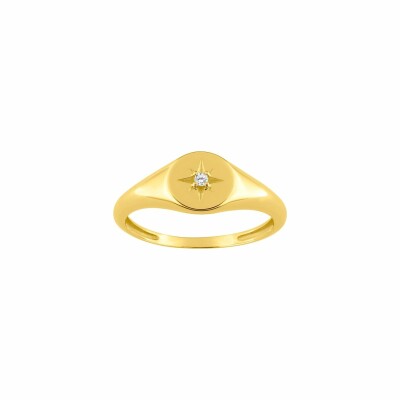 Bague en or jaune et oxyde de zirconium