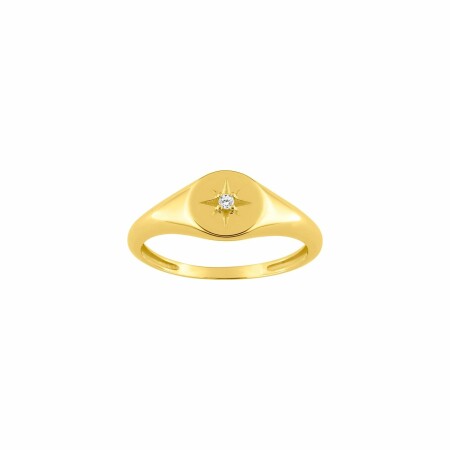 Bague en or jaune et oxyde de zirconium