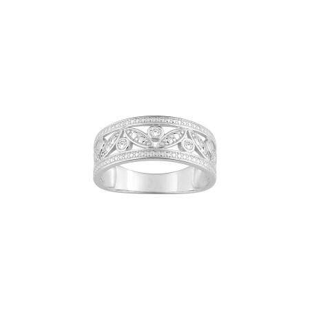 Bague en or blanc et oxyde de zirconium