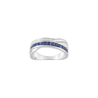 Bague en or blanc, diamants et saphir