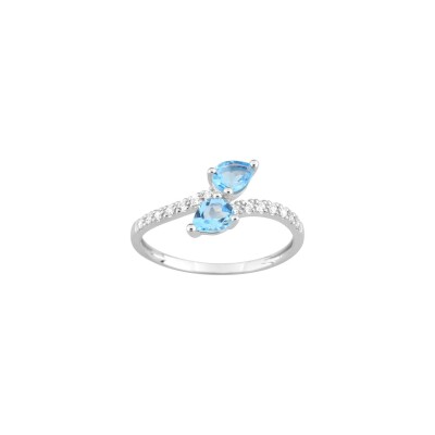 Bague en or blanc, topaze et oxyde de zirconium