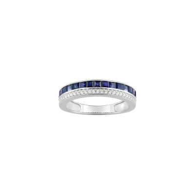 Bague en or blanc, saphir et oxyde de zirconium