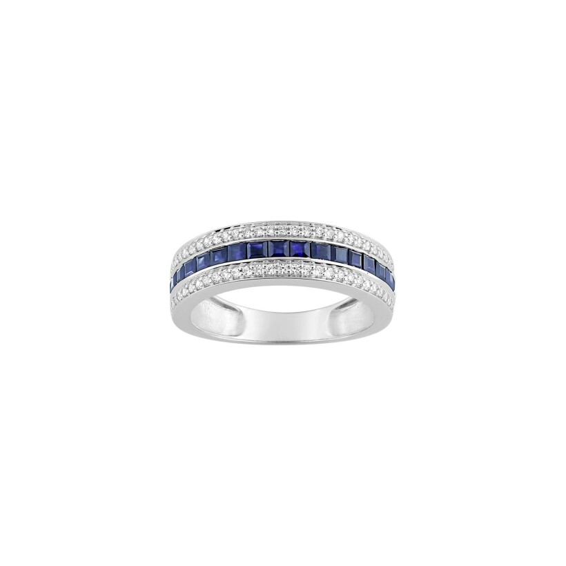 Bague en or blanc, saphir et oxyde de zirconium