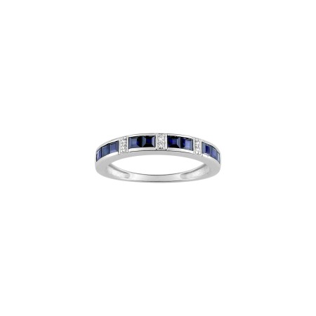 Bague en or blanc, saphir et oxyde de zirconium