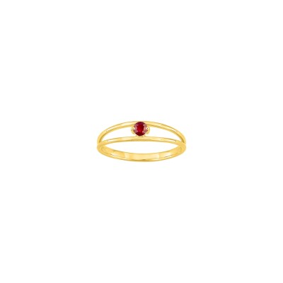 Bague en or jaune et rubis