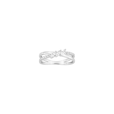 Bague en or blanc et oxyde de zirconium