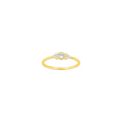 Bague en or jaune et oxyde de zirconium
