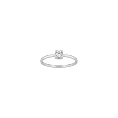 Solitaire en or blanc et diamant 0.15ct