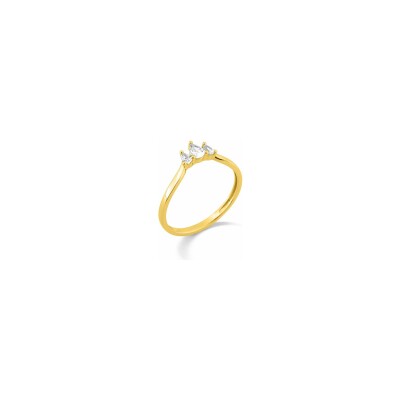 Bague en or jaune et oxyde de zirconium