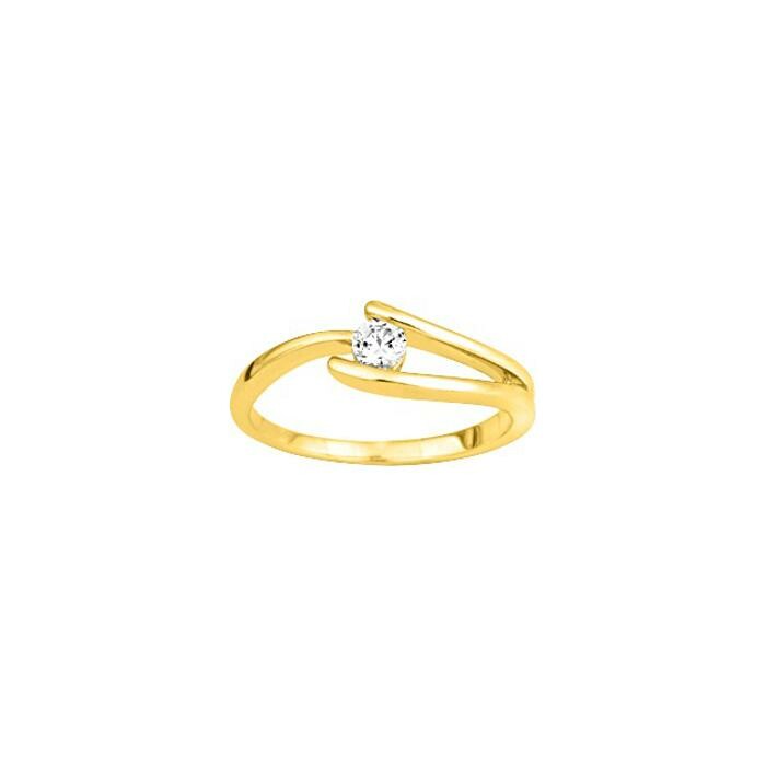 Bague en or jaune et oxyde de zirconium