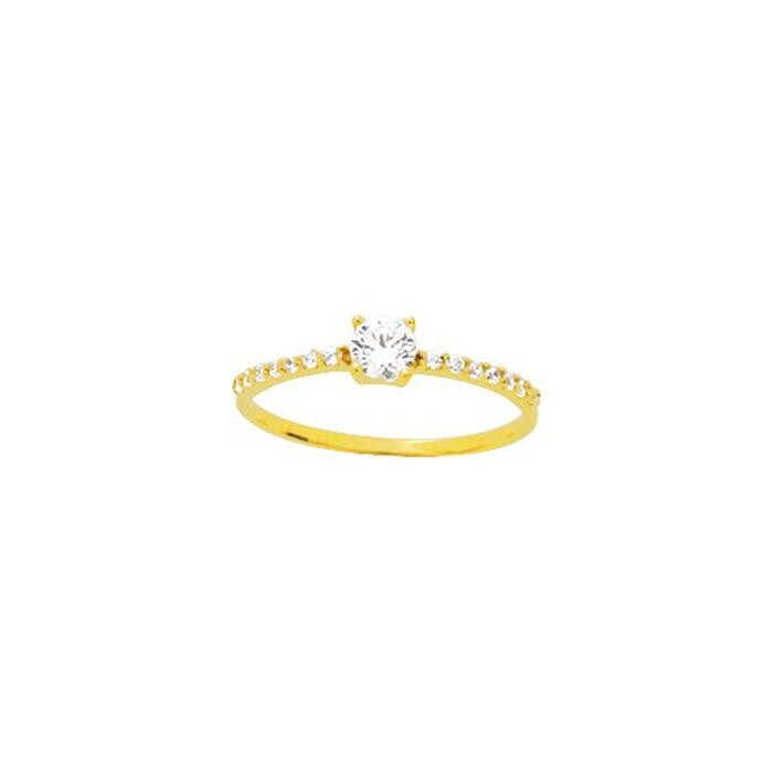 Bague en or jaune et oxyde de zirconium