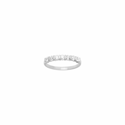 Alliance demi tour en or blanc et diamants 0.50ct