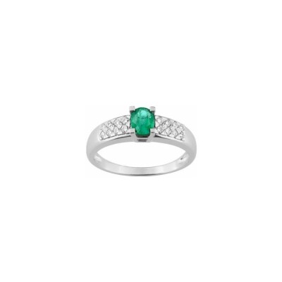 Bague en or blanc, diamants et émeraude 0.32ct