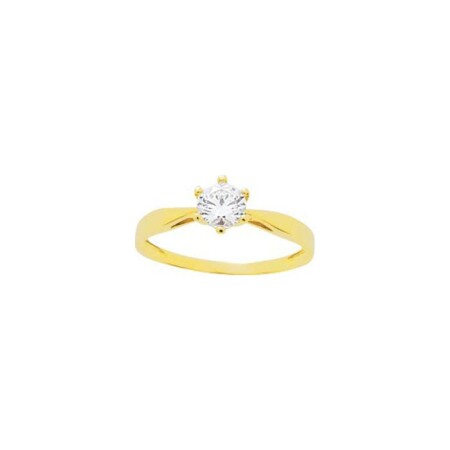 Bague en or jaune et oxyde de zirconium