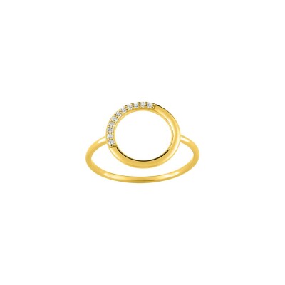 Bague en or jaune et oxyde de zirconium