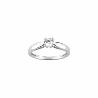 Solitaire en or blanc et diamant 0.30ct