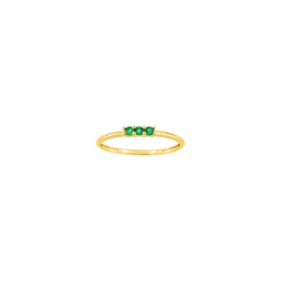Bague en or jaune et émeraude