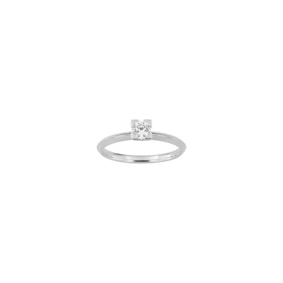 Solitaire en or blanc et diamant 0.30ct